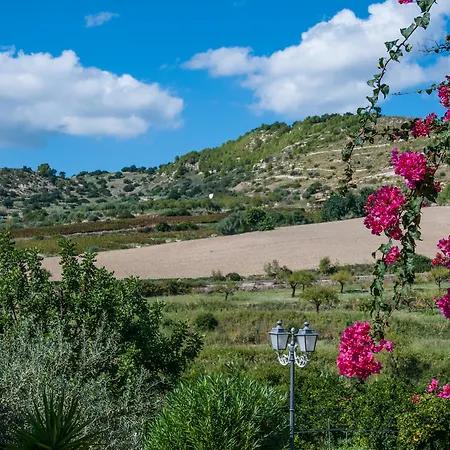Kallikoros Country & Νότο