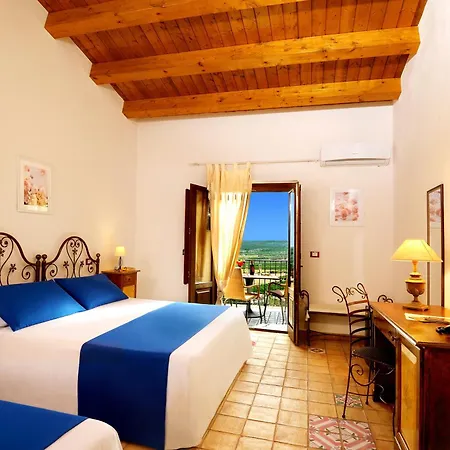 Kallikoros Country & Hotel 4*