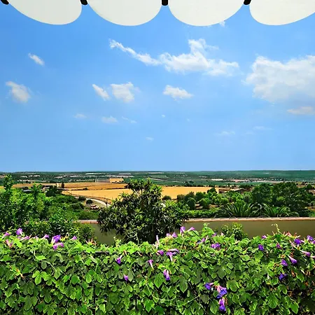 Kallikoros Country & 4* Noto