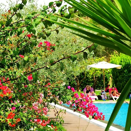 Hotel Kallikoros Country & 4*